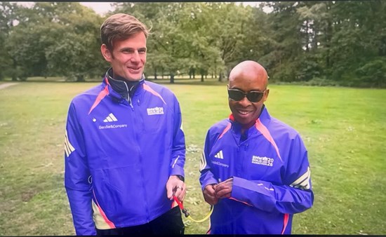 Unser Freund Gerrit Wegener und Henry Wanyoike